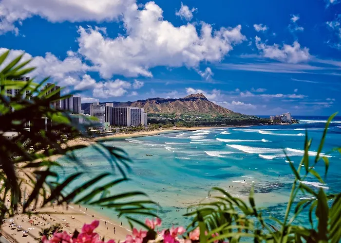 Ocean View Escape, Steps To Beach & Free Parking!