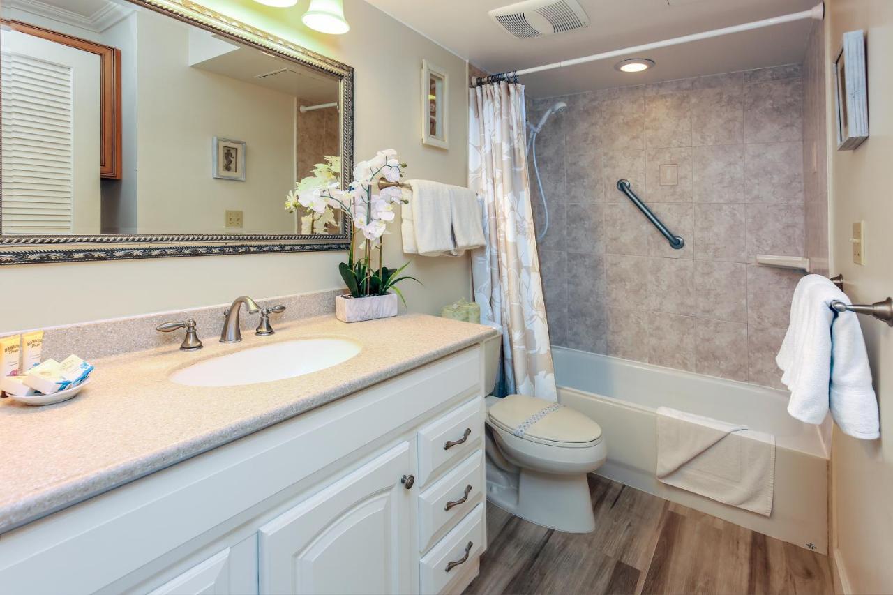 Ocean View Escape, Steps To & Free Parking! * Honolulu
