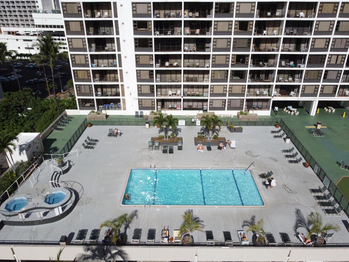 Ocean View Escape, Steps To & Free Parking!