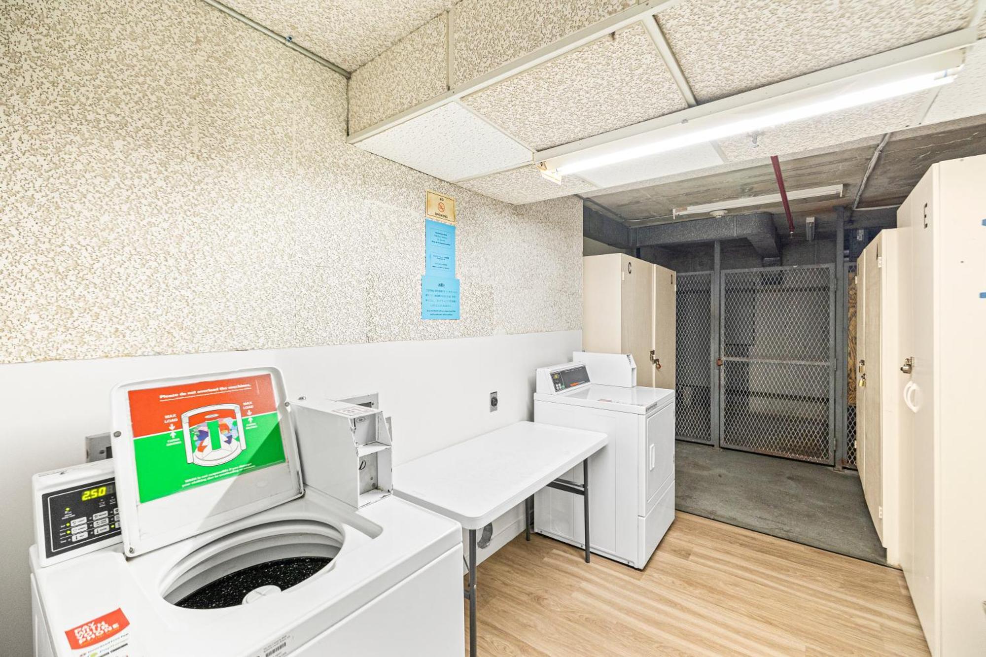 Apartment Ocean View Escape, Steps To & Free Parking! *